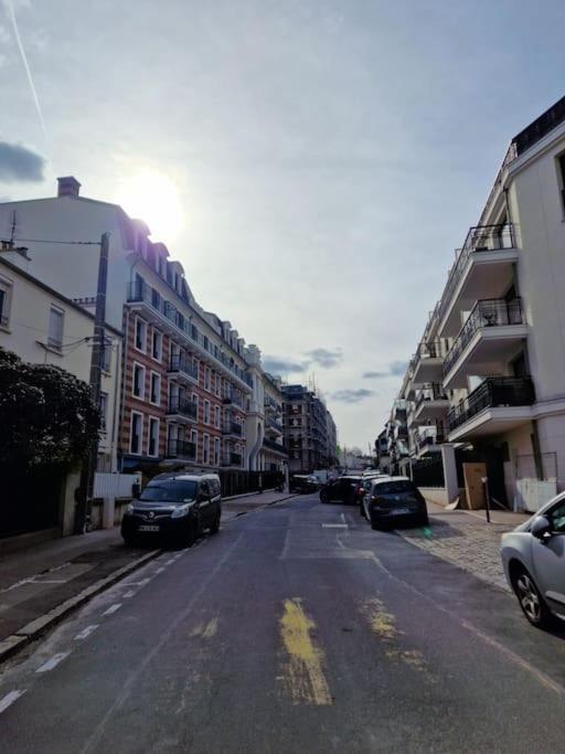 Cozy Apartment Near Paris Clamart Kültér fotó